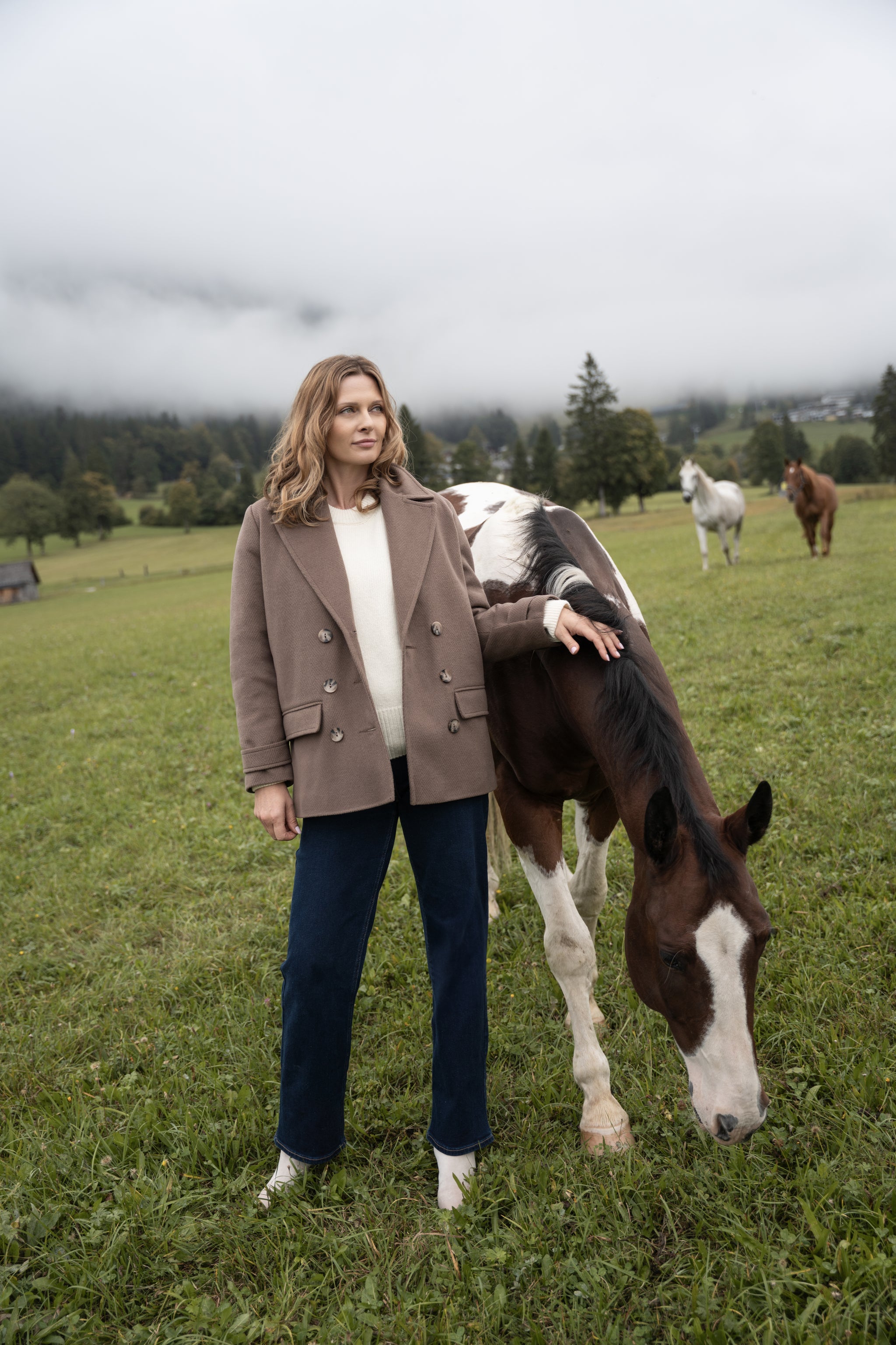 VIOLA light chocolate herringbone jacket