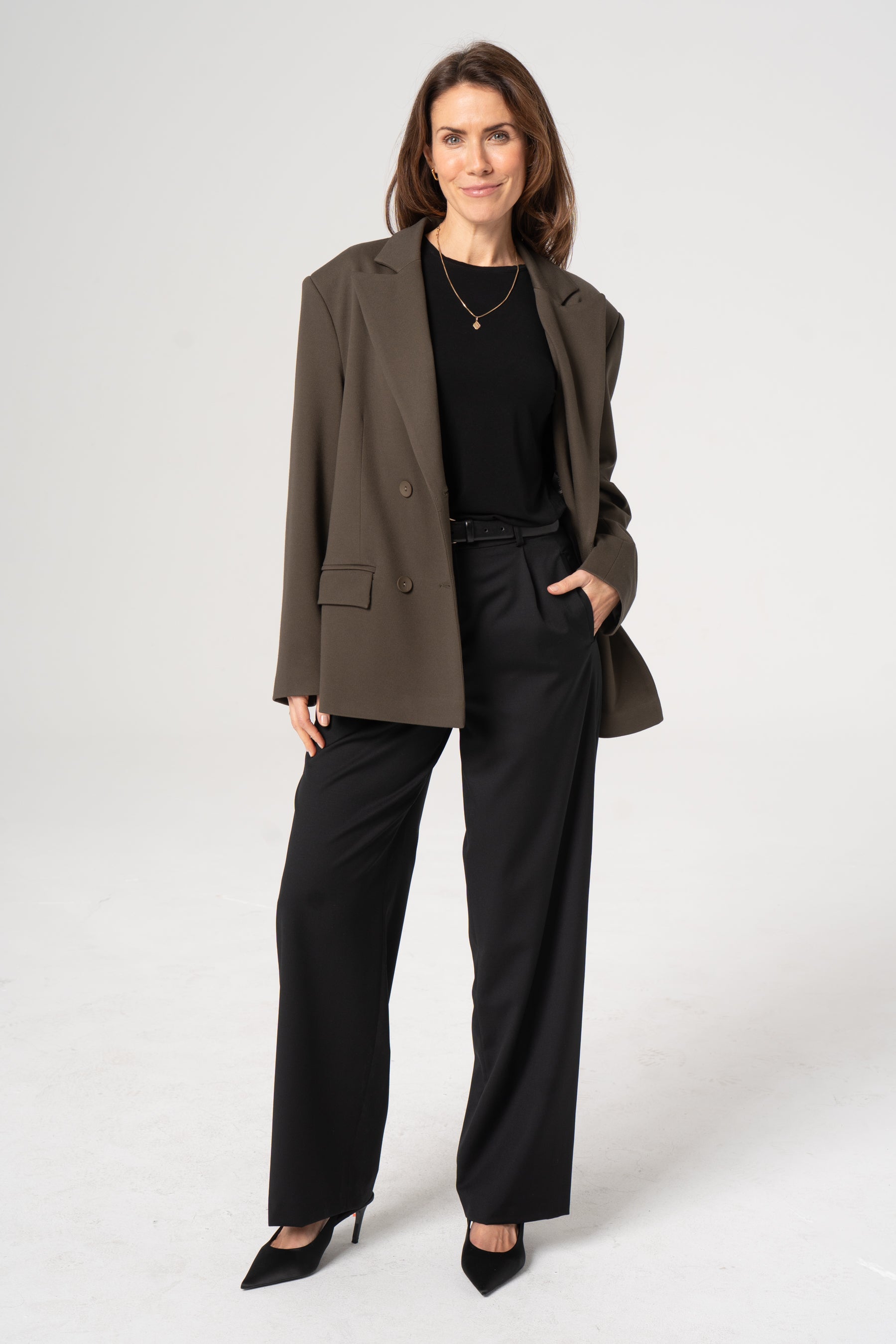 EWELINA black wool trousers