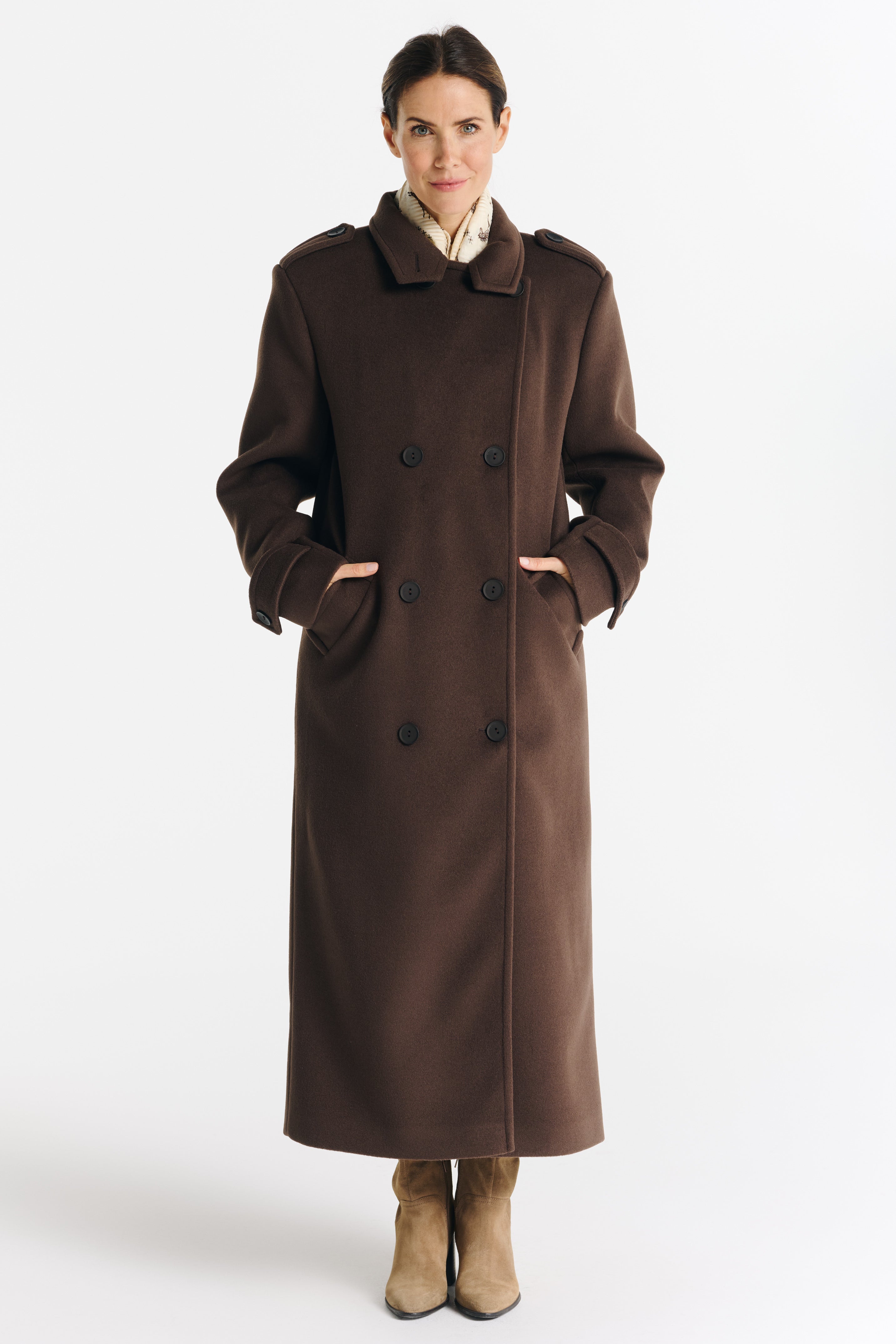 LIDIA chocolate coat