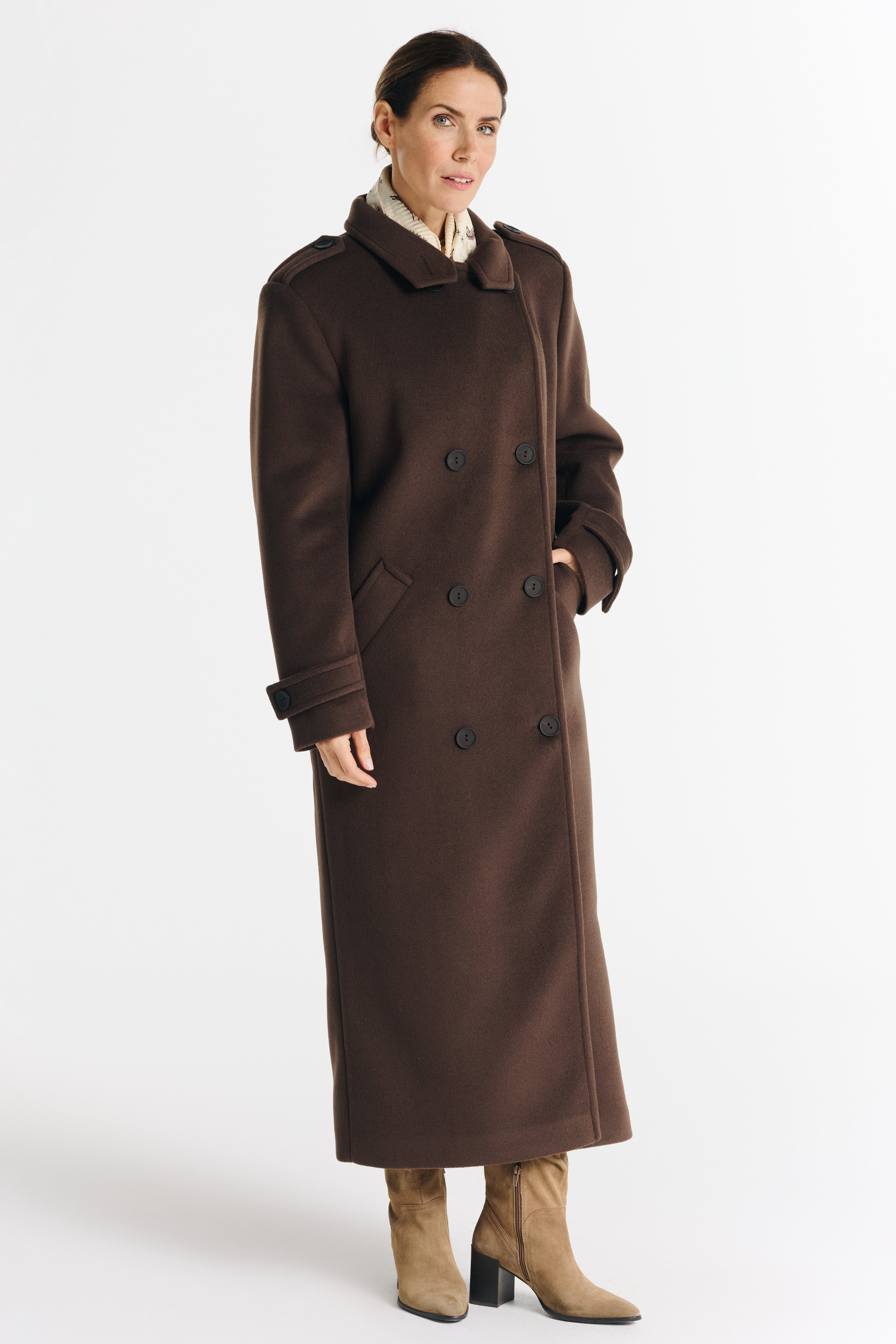 LIDIA chocolate coat