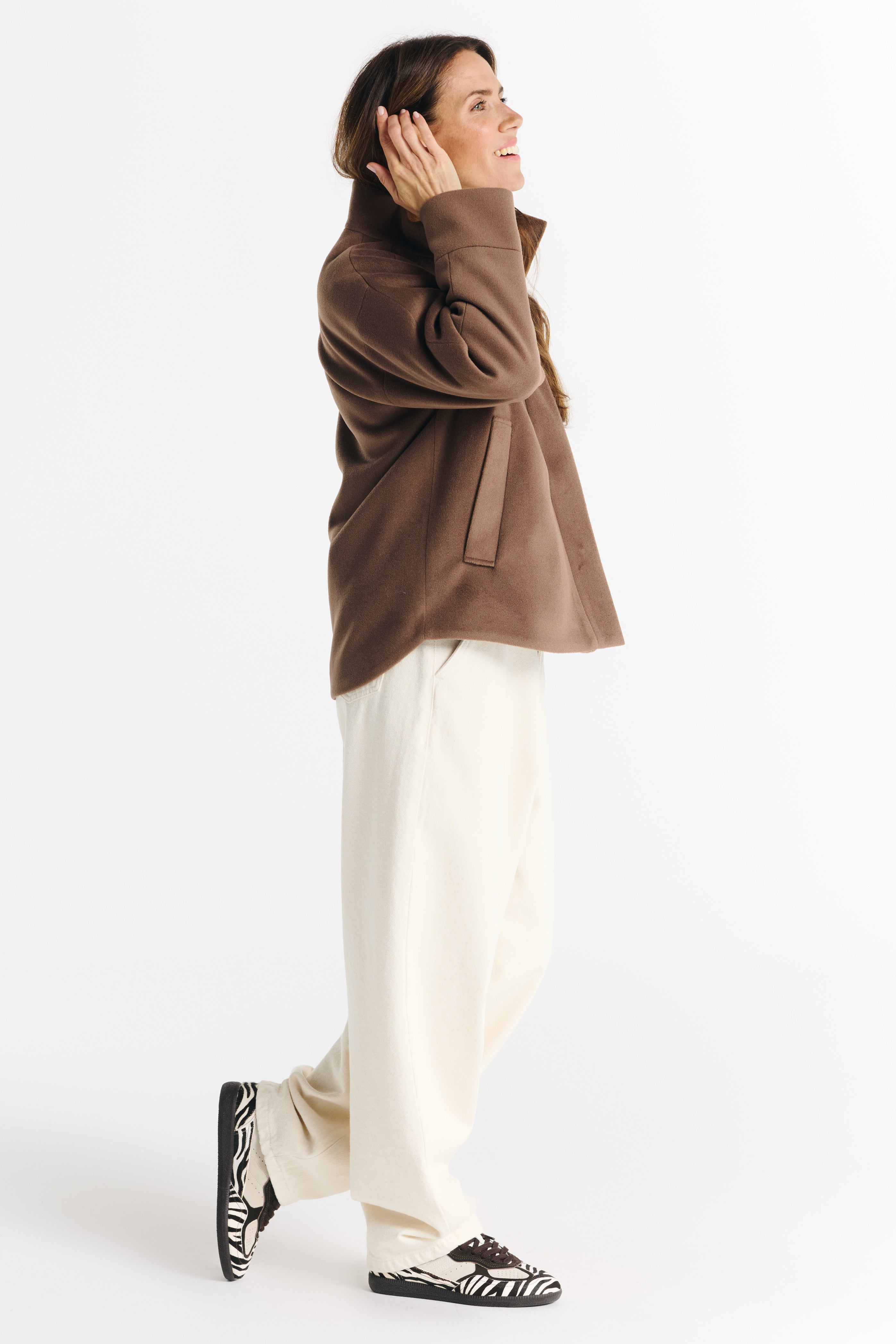 SARA jacket light chocolate