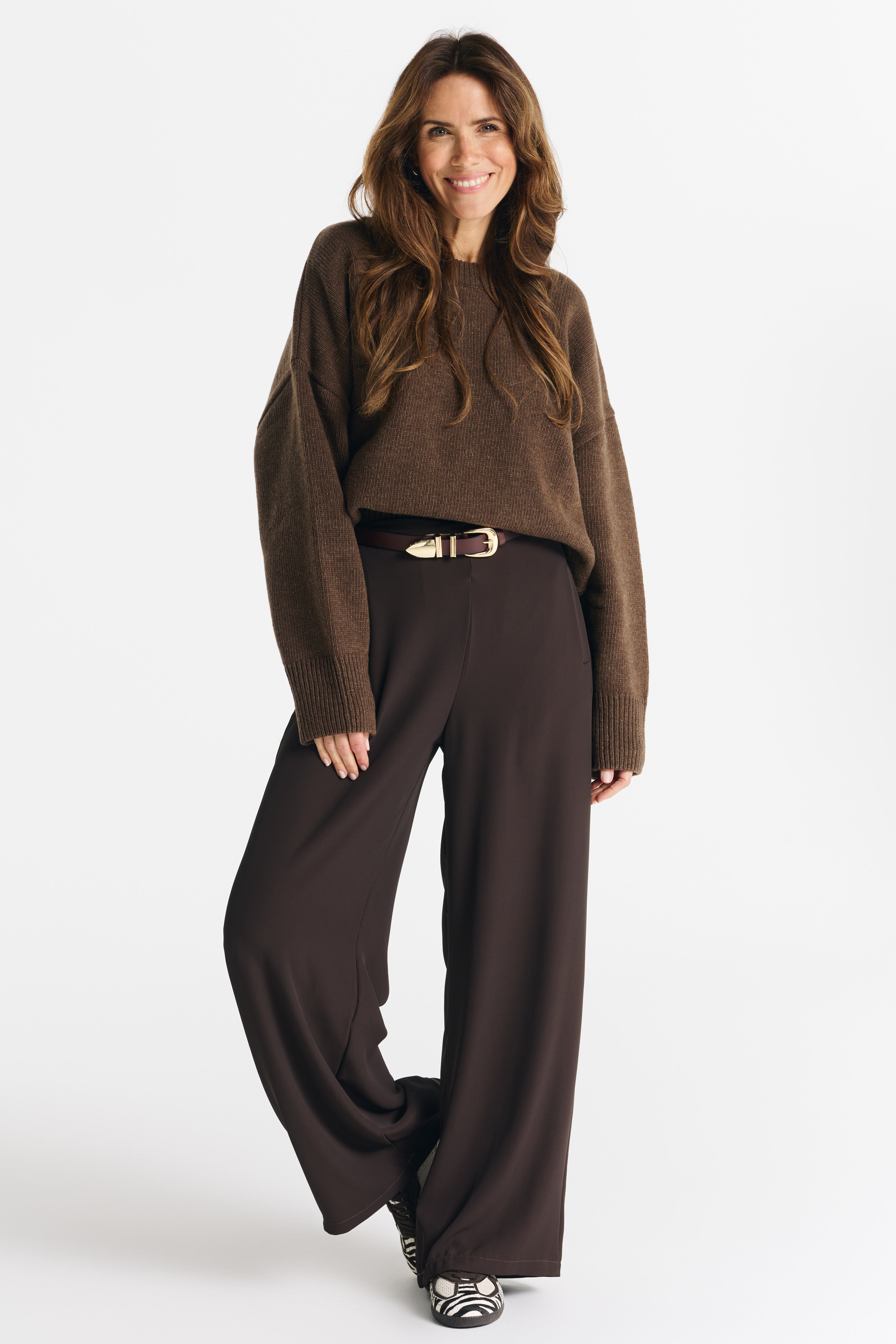 LIVIA chocolate sweater