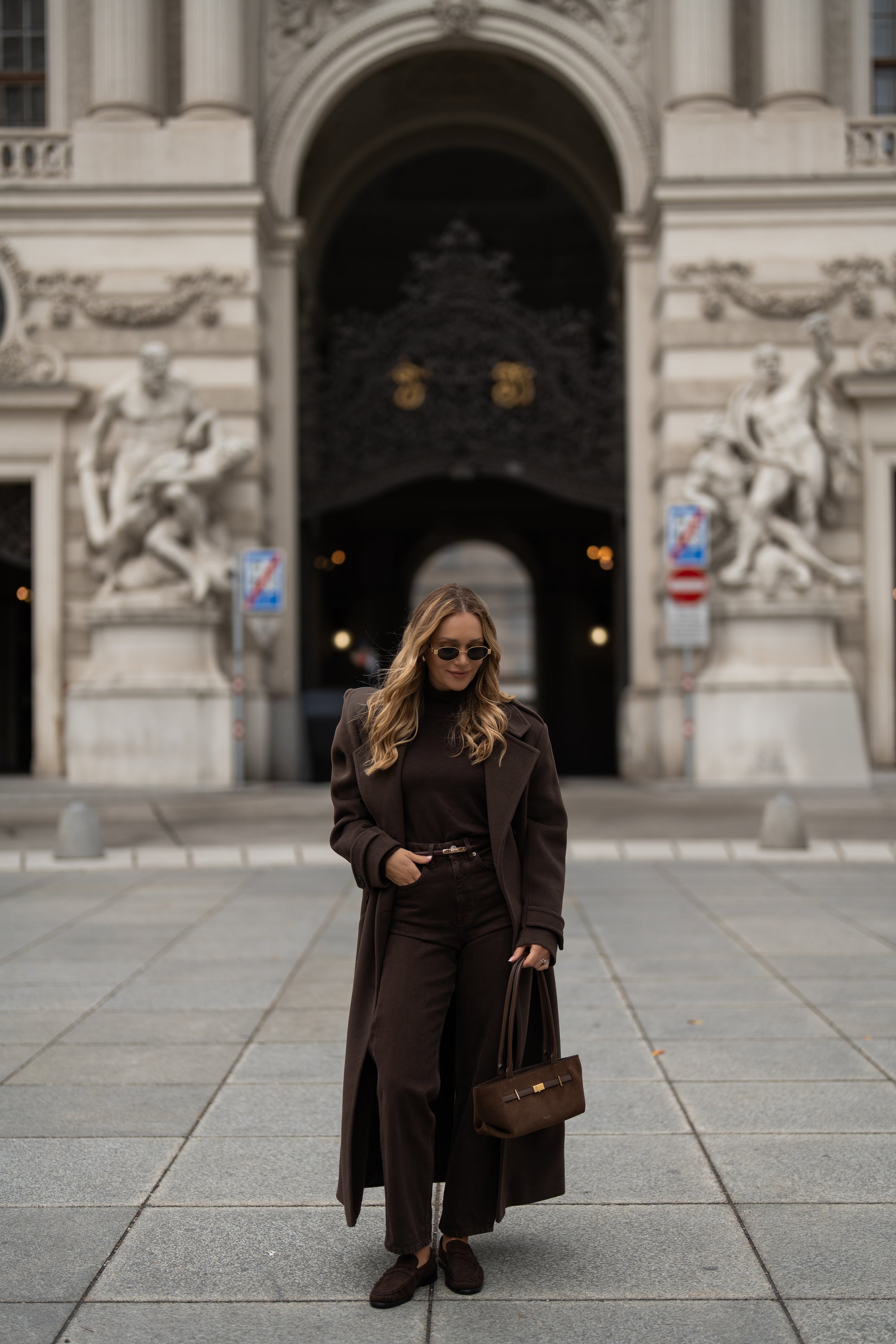 LIDIA chocolate coat