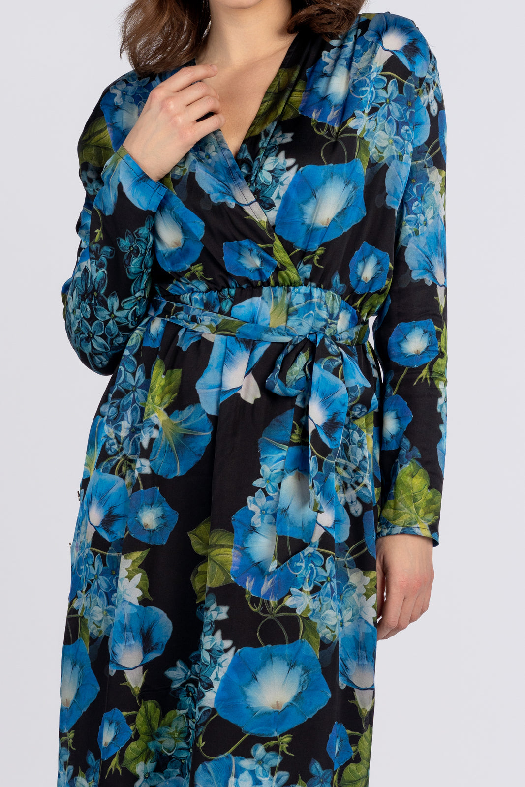 SELENA dress with navy blue flowers