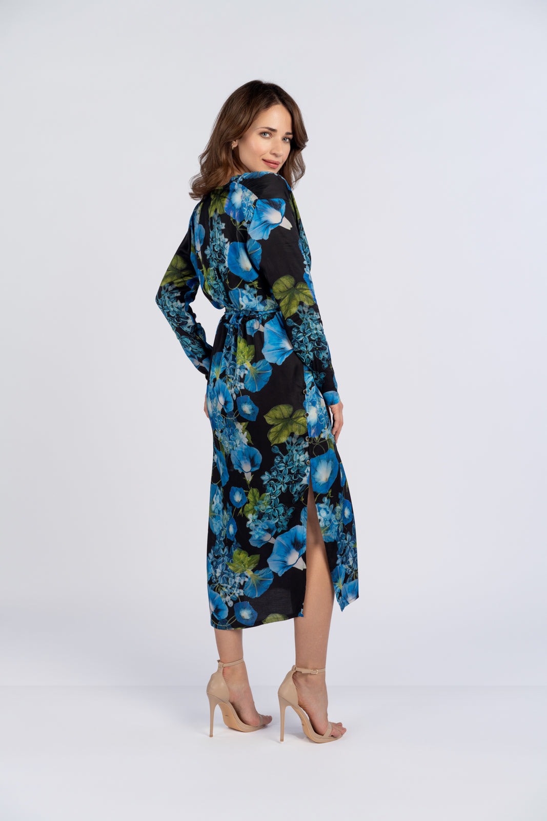 SELENA dress with navy blue flowers