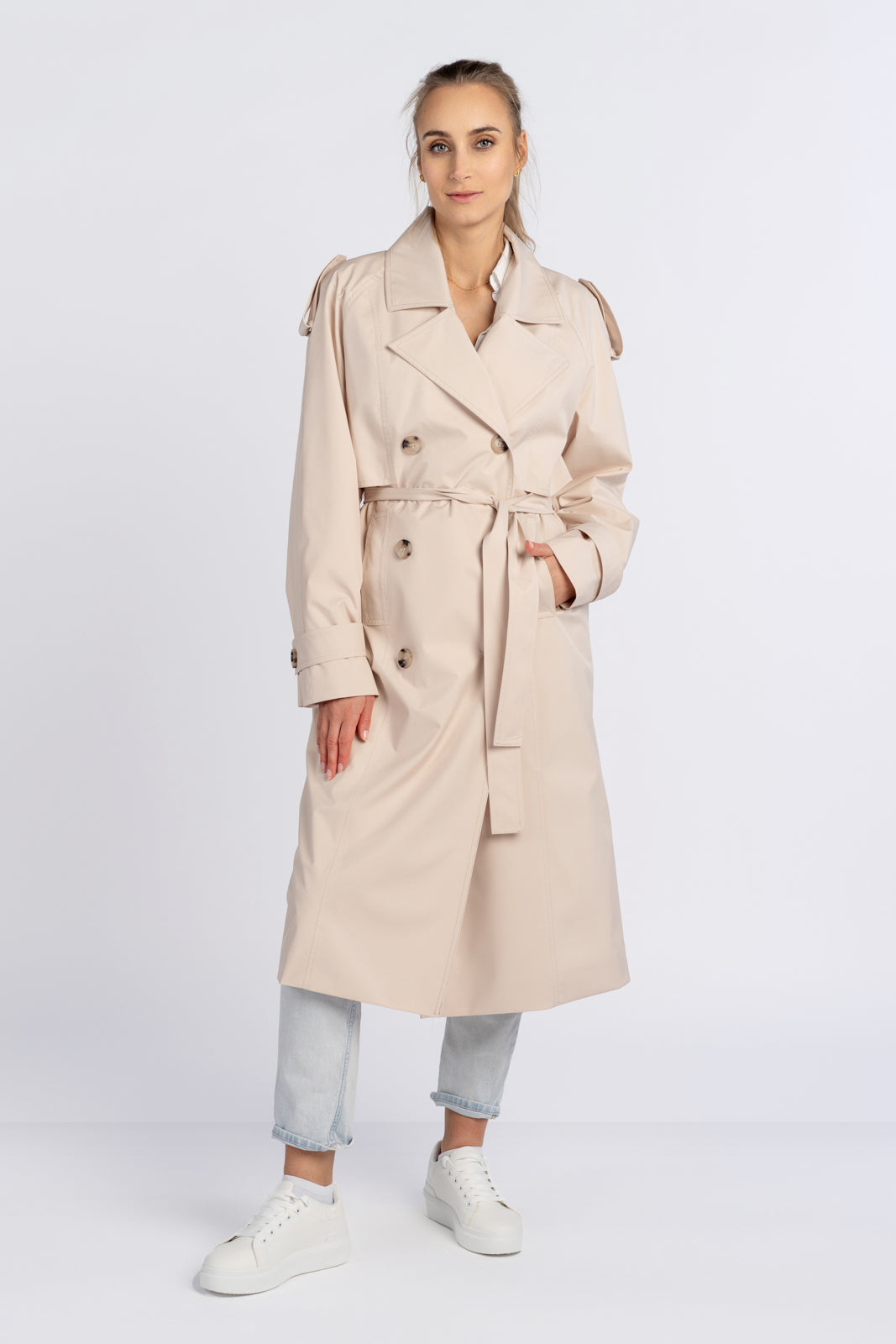 AMANDA beige trench coat