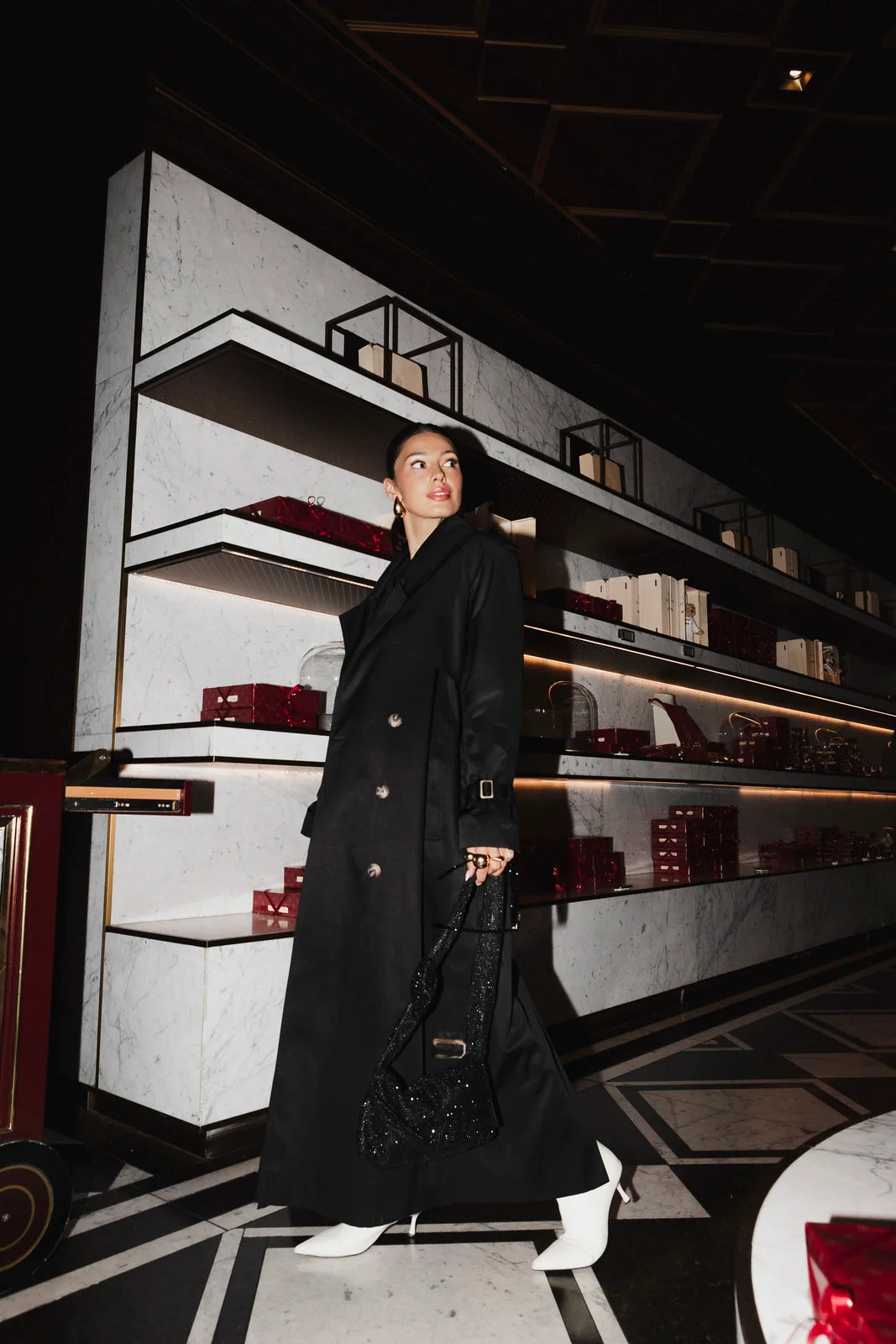 CYNTIA trench coat black