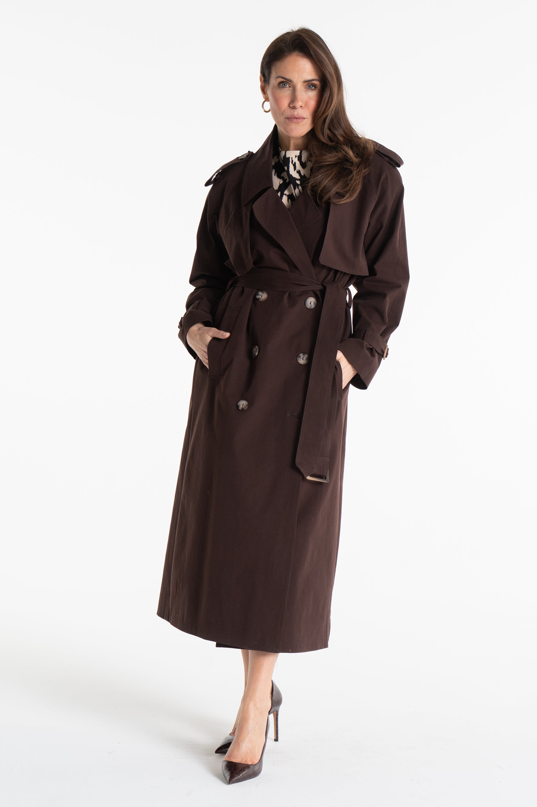 Trencz CYNTIA ciemna czekolada