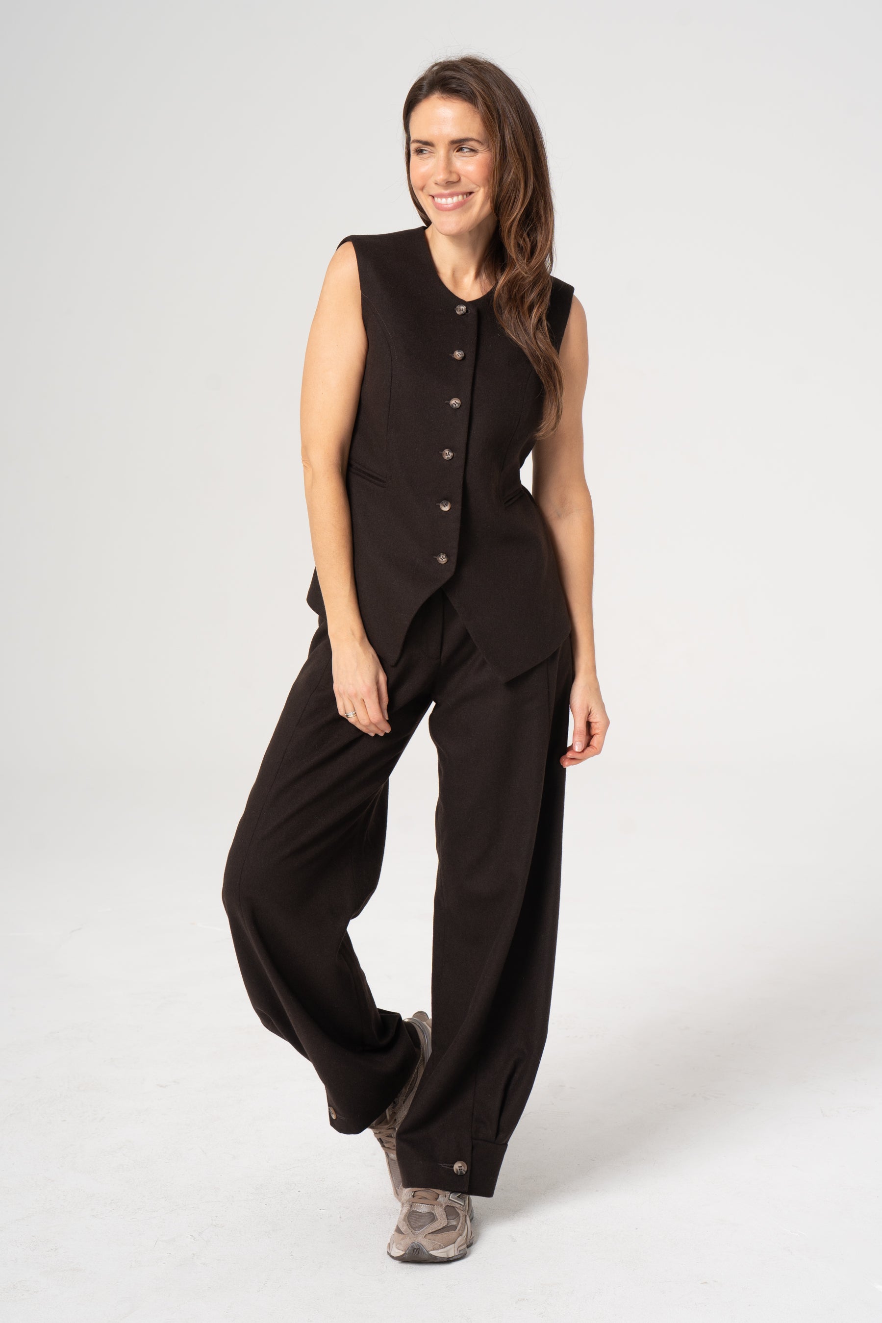 DEBORA wool vest chocolate