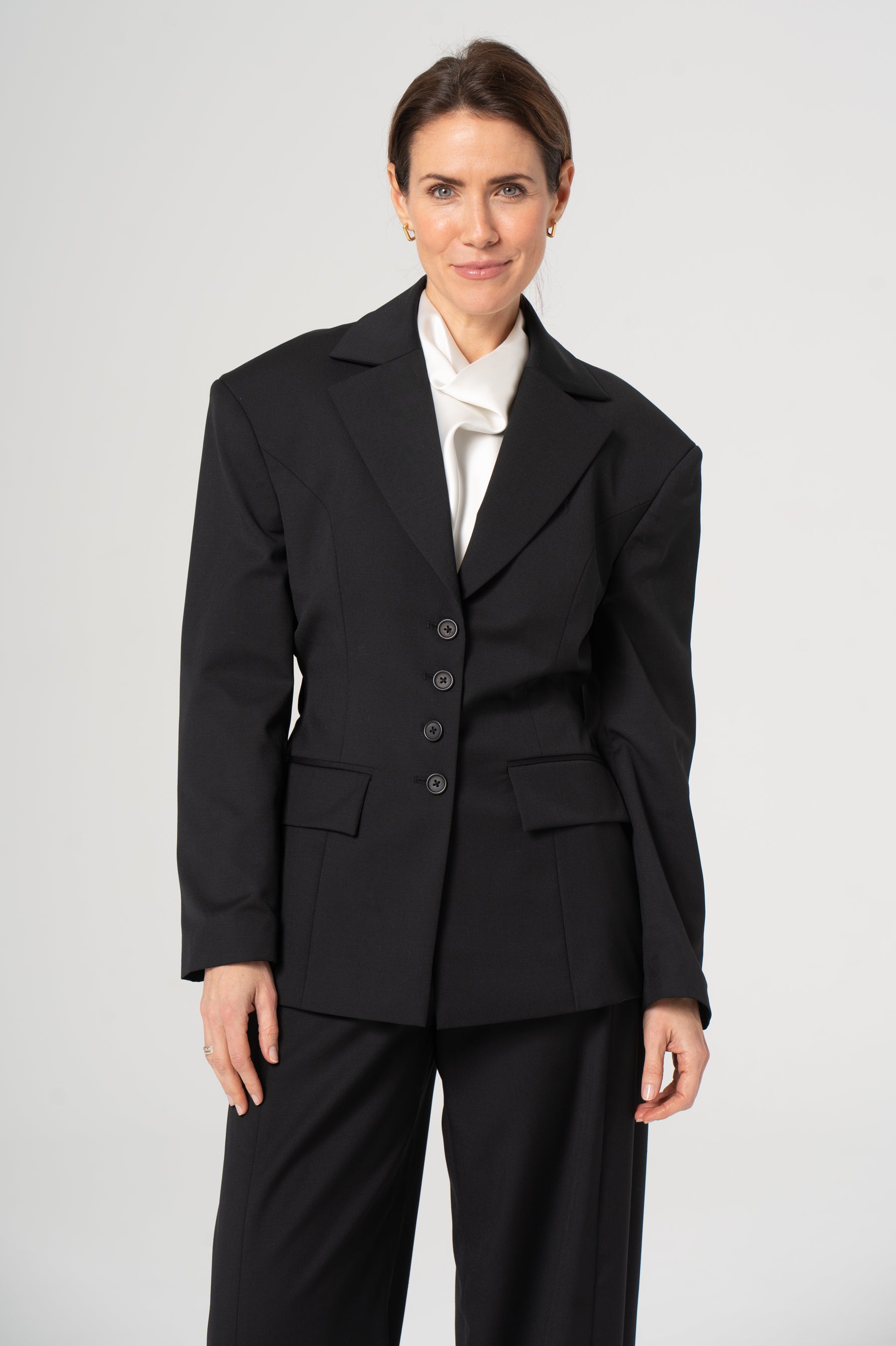 TAMARA black wool blazer