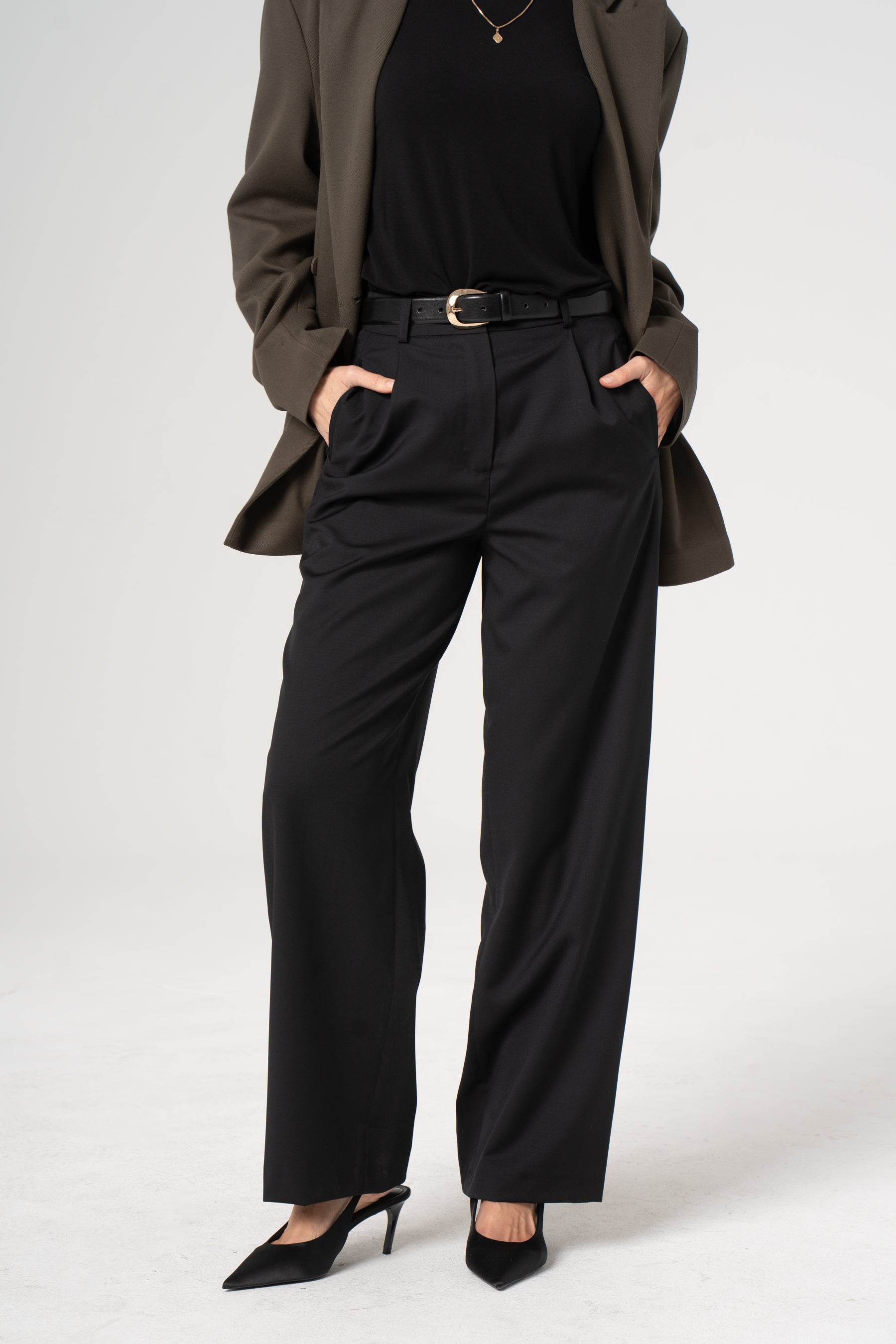 EWELINA black wool trousers