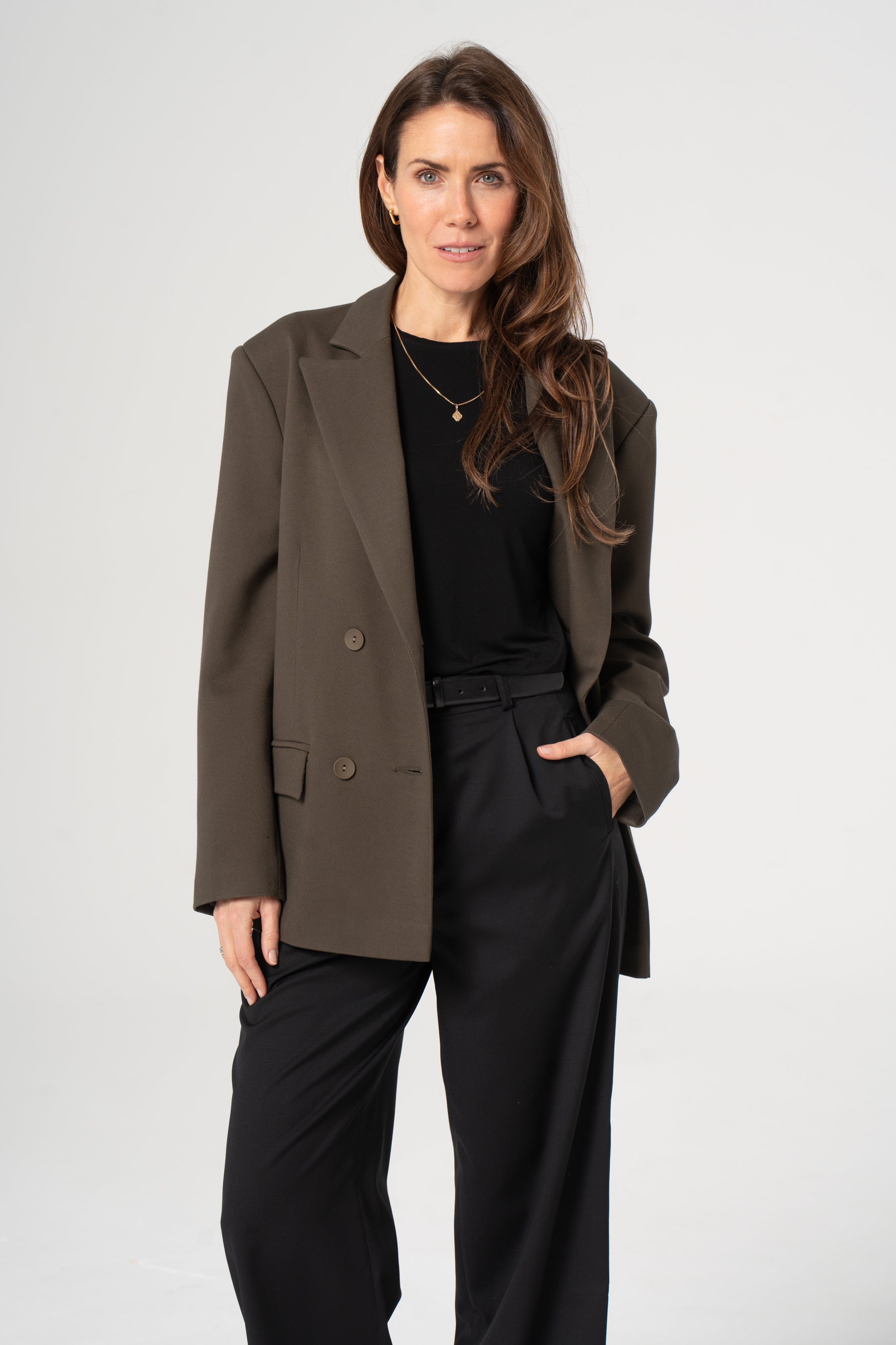 LISA olive blazer