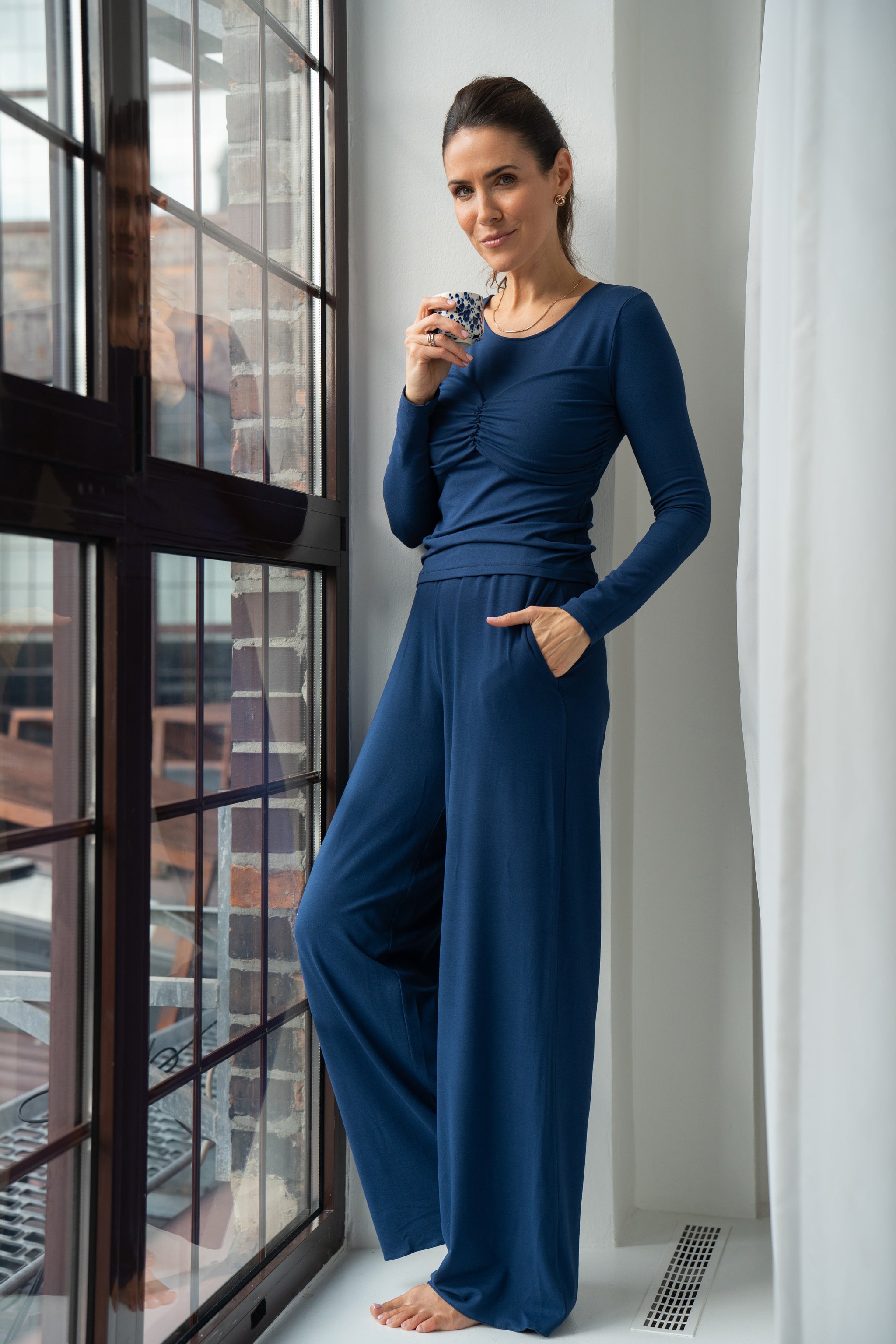 Olga long navy blue trousers