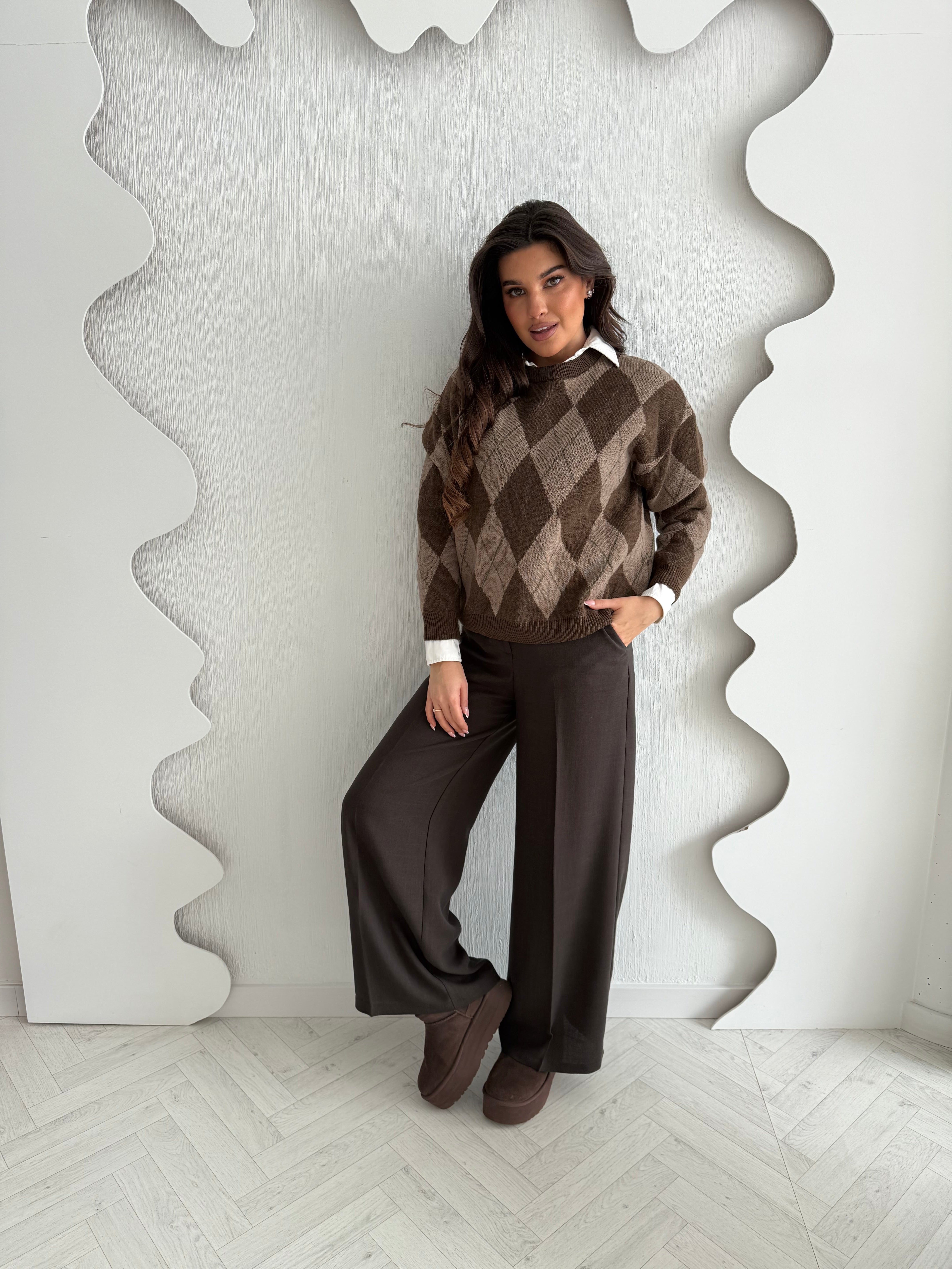 Chocolate diamond sweater