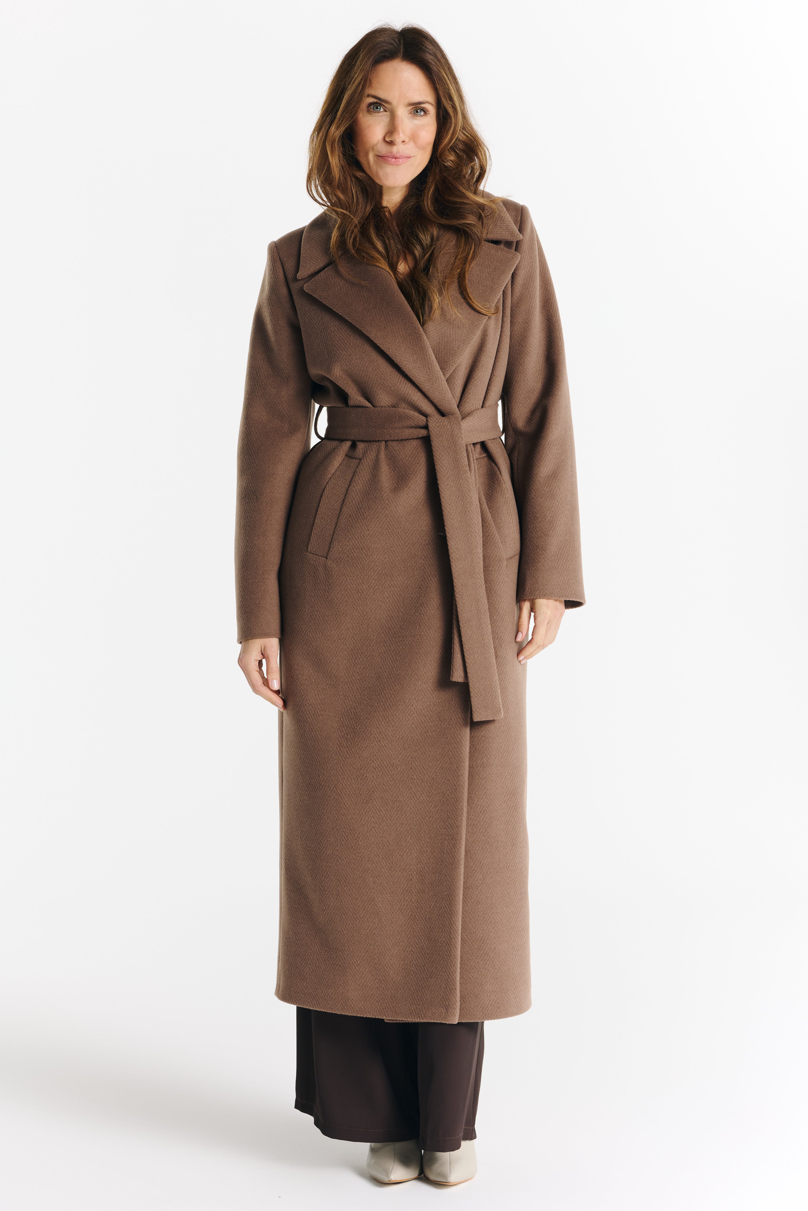 Verona maxi coat light chocolate herringbone - salme.pl