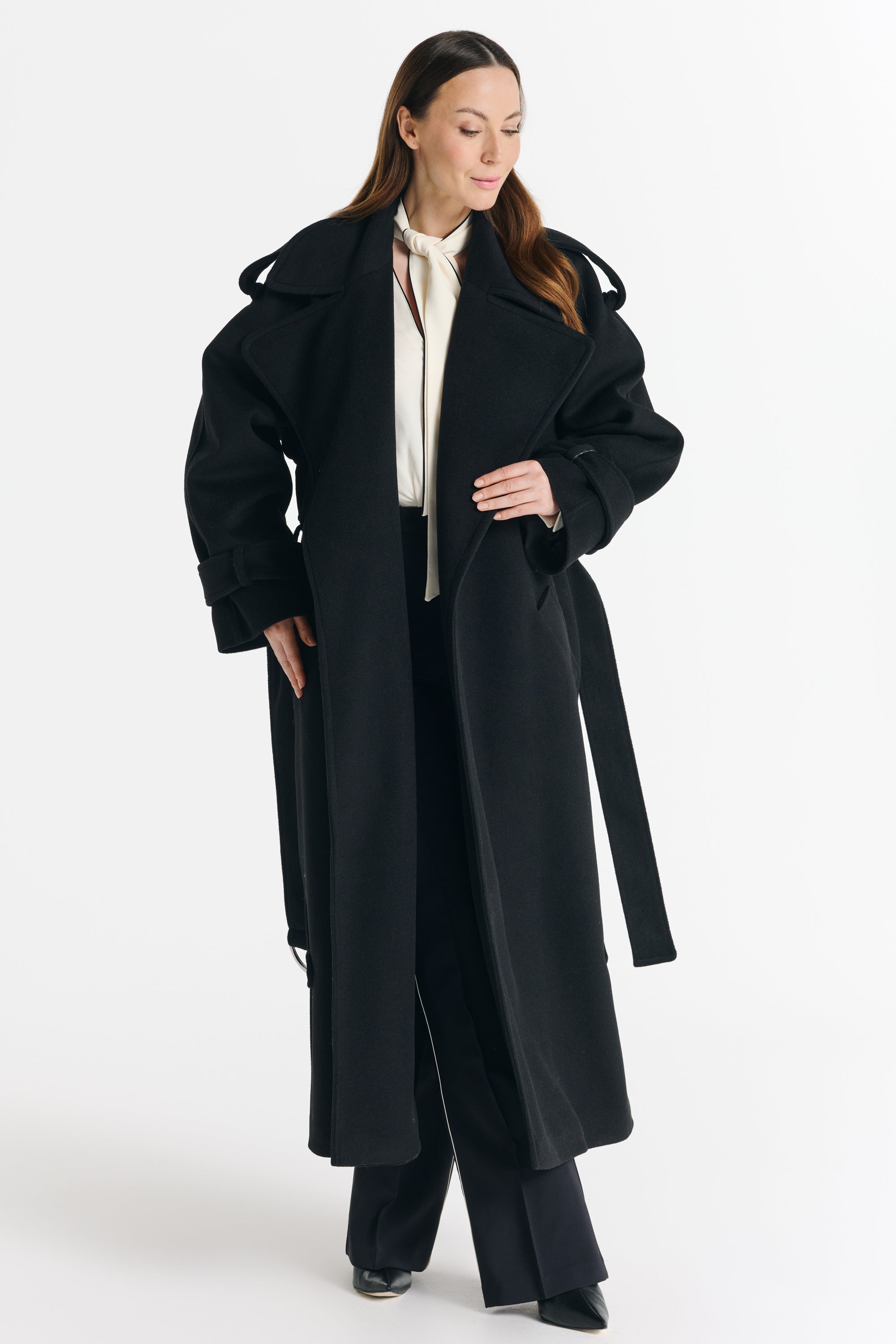 BARBARA coat black