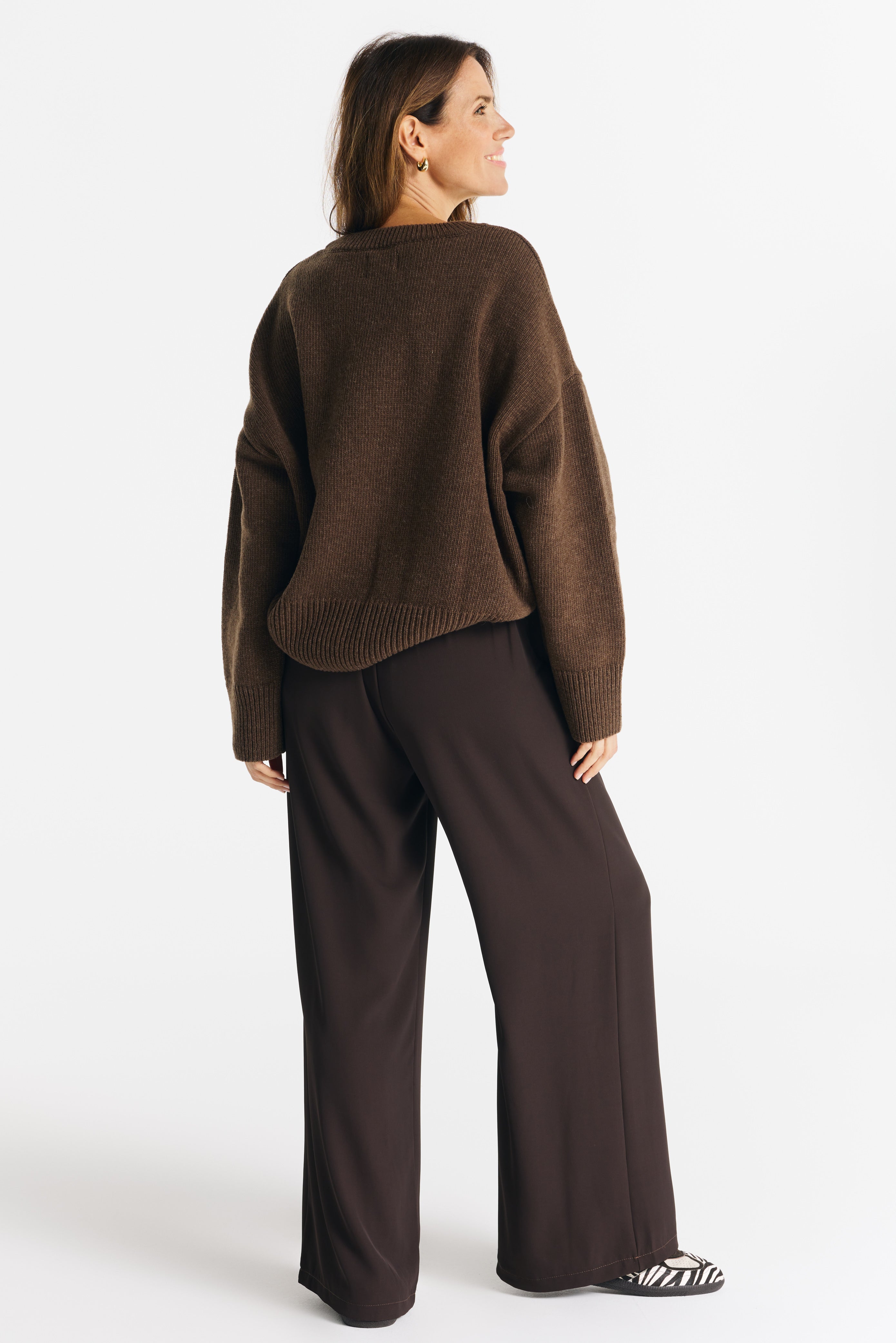 LIVIA chocolate sweater