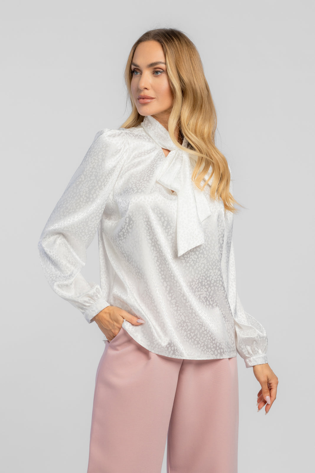ARIA blouse white print