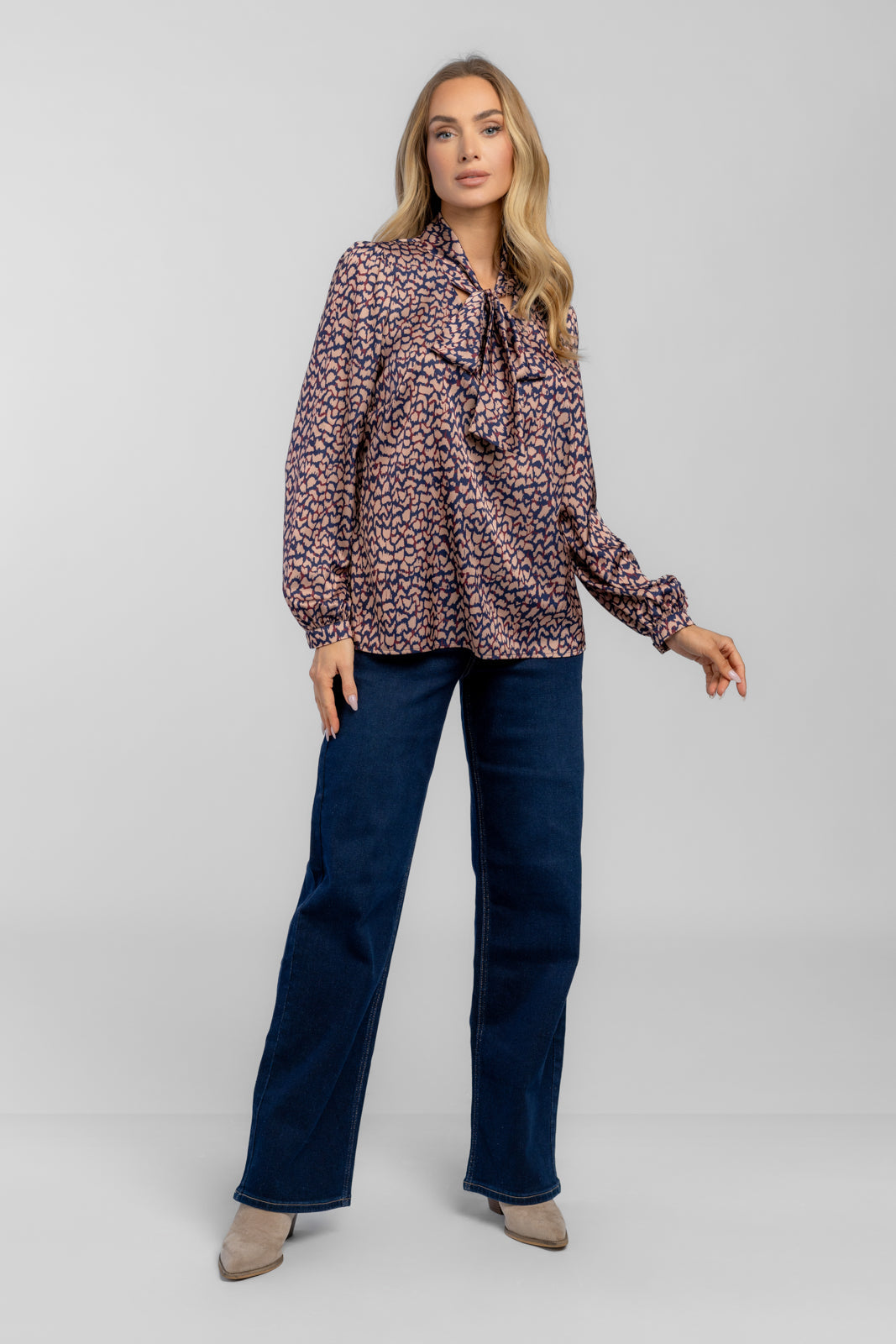 ARIA leopard blouse navy blue