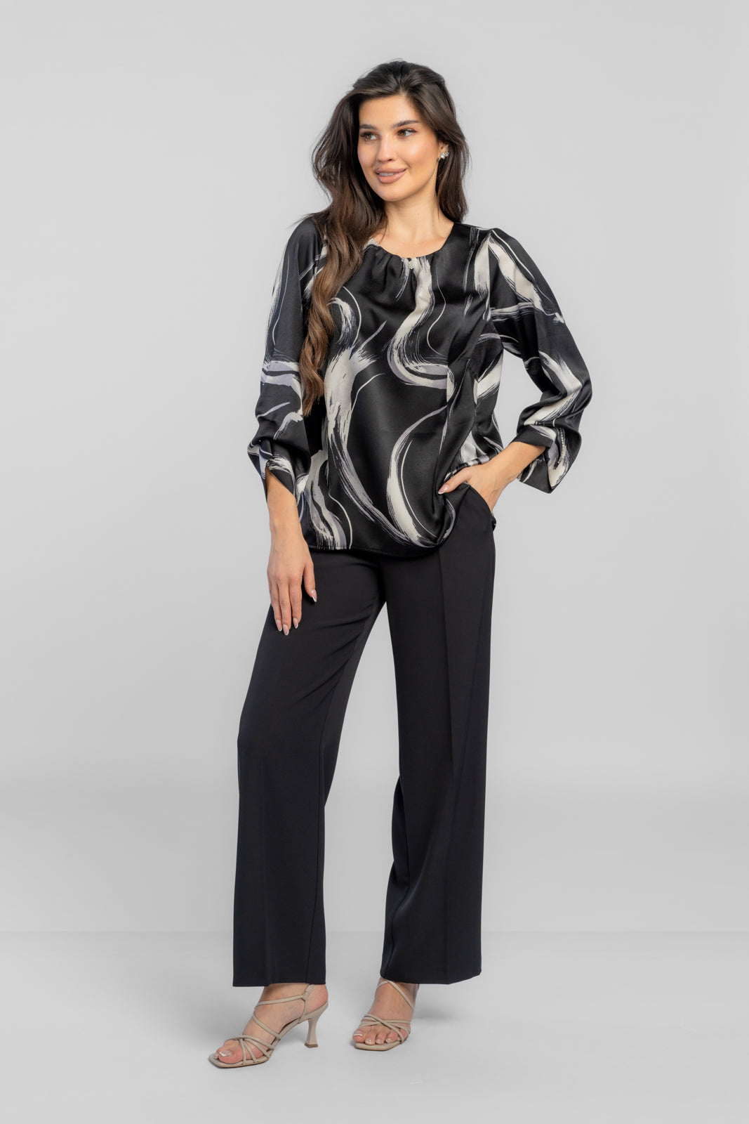 LUCY blouse black print