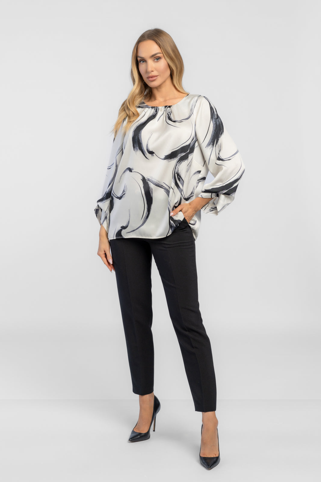 LUCY cream print blouse