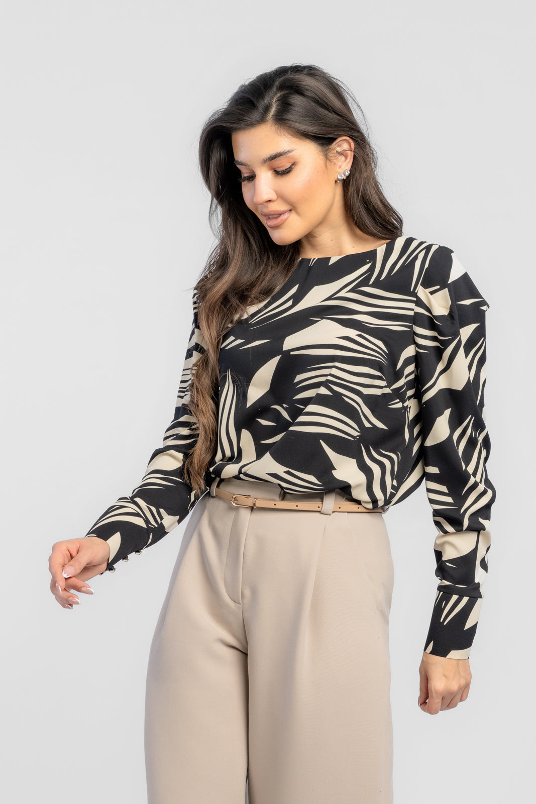 VERA blouse black print