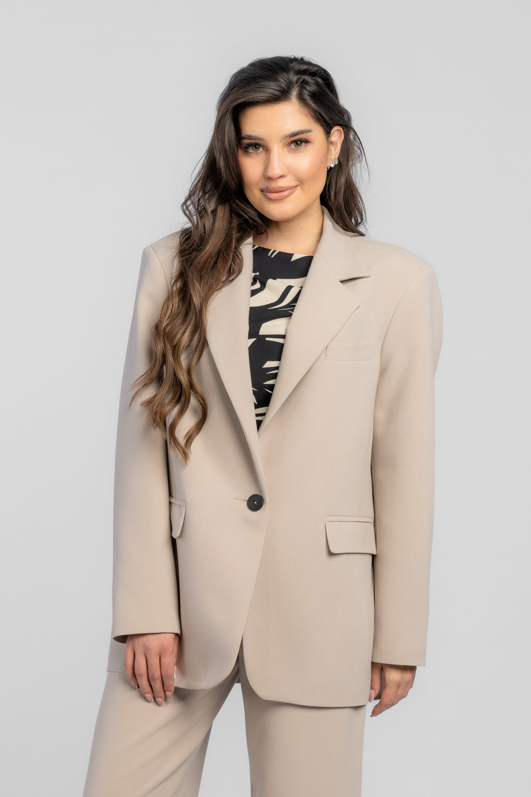 ADELA latte women's suit