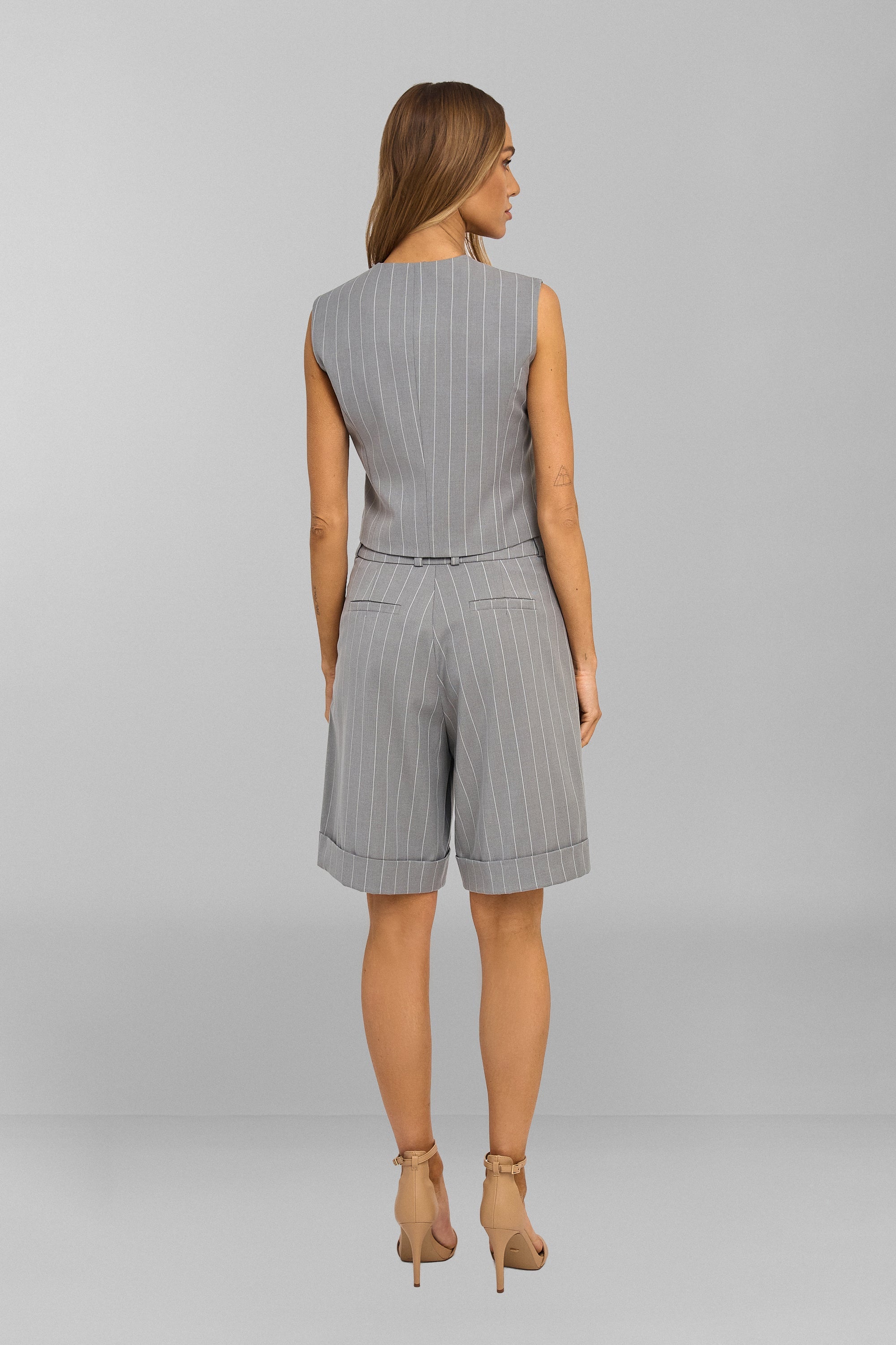 KAJA vest, gray stripes