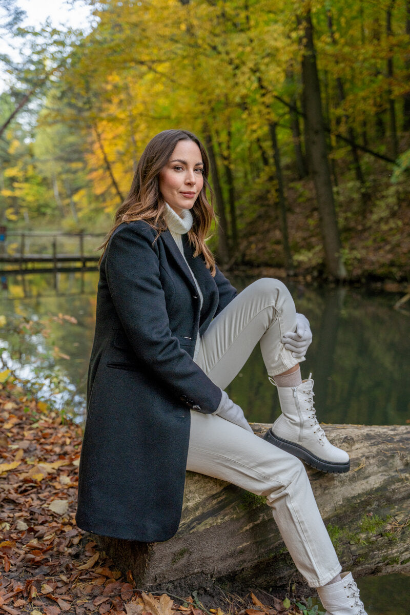 KORNELIA black alpaca coat