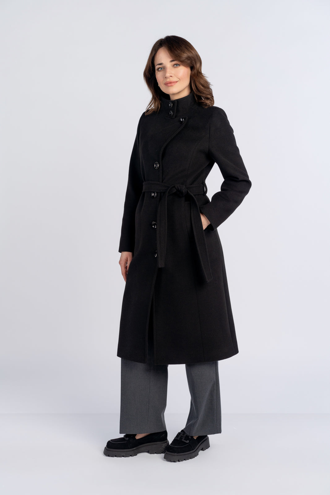REGINA coat black
