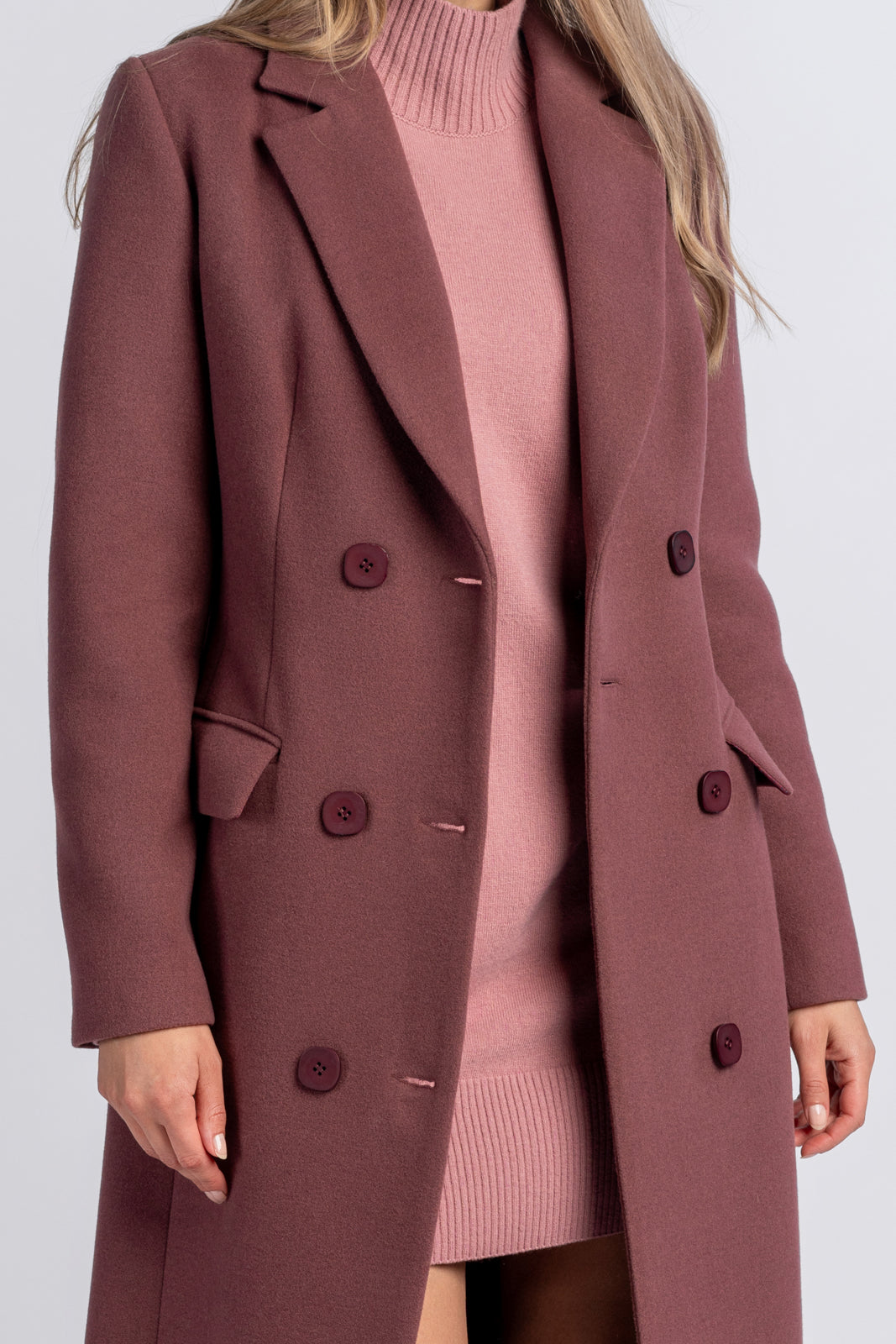 VIVIENNE burgundy coat