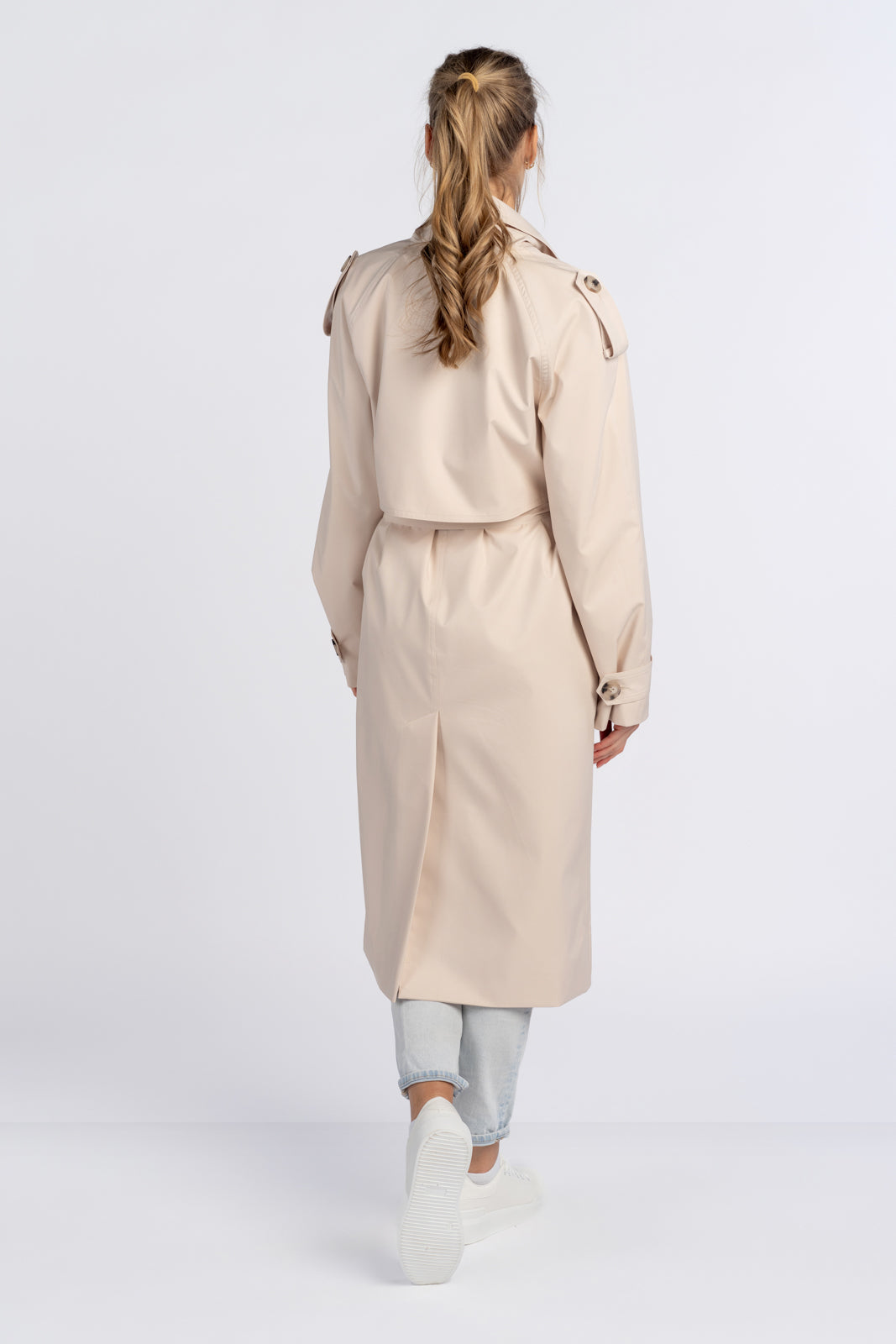 AMANDA beige trench coat