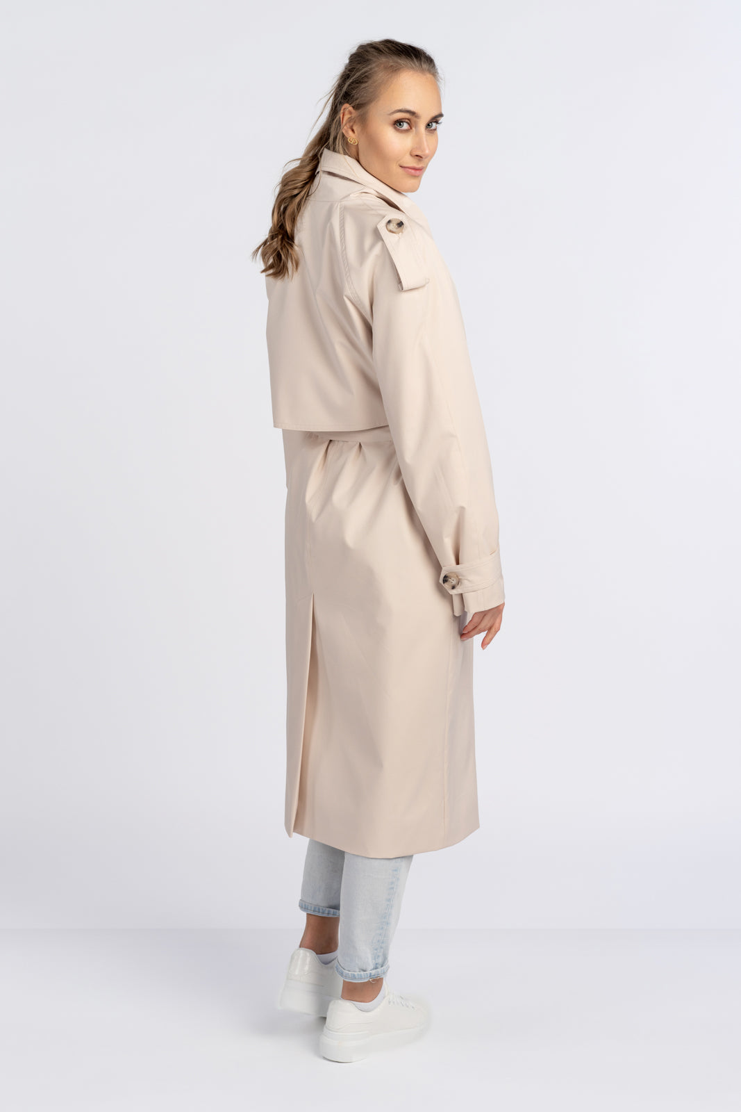 AMANDA beige trench coat