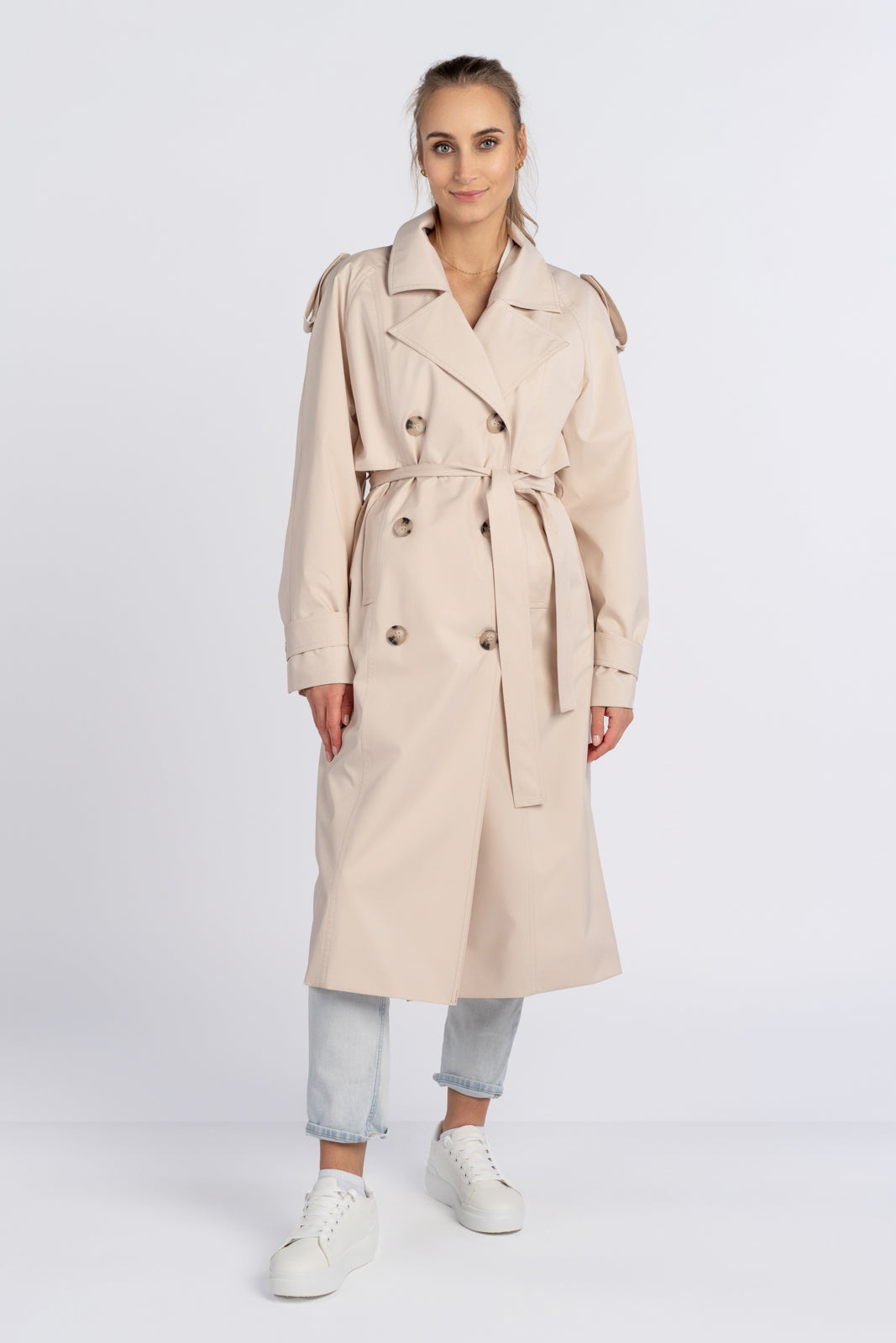 AMANDA beige trench coat